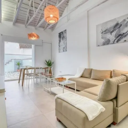 Апартаменты Private House Private Pool Кордова