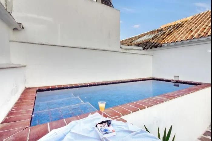 Private House Private Pool شقة قرطبة