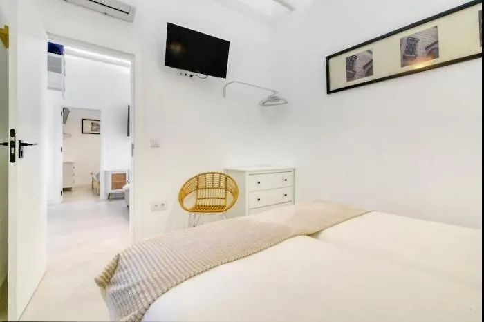 Private House Private Pool شقة *